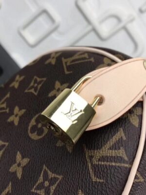 Louis Vuitton Replica Speedy 30 Bag Monogram Canvas M41108