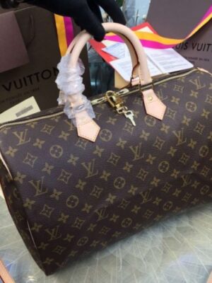 Louis Vuitton Replica Speedy Bandouliere 40 Bag Monogram M41110