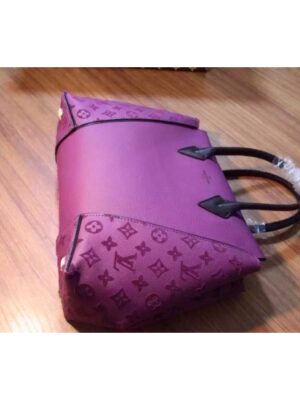 Louis Vuitton Replica TOTE W PM Wine