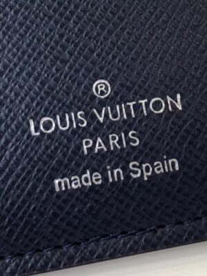 Louis Vuitton Replica Taiga Leather Two-fold Wallet With Hawaiian-Print Lining 2017