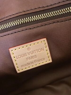 Louis Vuitton Replica Toiletry 25 Bag M47527 Monogram Canvas