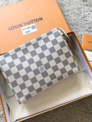 Louis Vuitton Replica Toiletry Pouch 19 Bag M47544 Damier Azur Canvas