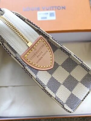 Louis Vuitton Replica Toiletry Pouch 19 Bag M47544 Damier Azur Canvas