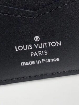 Louis Vuitton Replica Utah Leather Passport Cover M64504