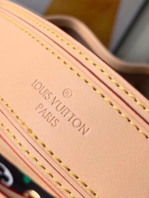 Louis Vuitton Replica Vintage Monogram Canvas NeoNoe Bag M42229 Black/Multicolor