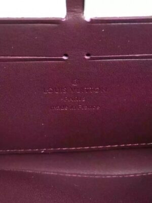 Louis Vuitton Replica ZIPPY WALLET MONOGRAM VERNIS Amarante M93522